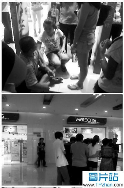 Chồng nạn nhân và nhiều người kéo đến cửa hàng Watsons Phúc Châu Chồng nạn nhân và nhiều người kéo đến cửa hàng Watsons Phúc Châu