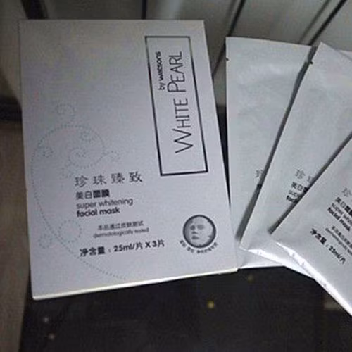 Sản phẩm mặt nạ dưỡng da White Pearl của Watsons chị Jin đã sử dụng.