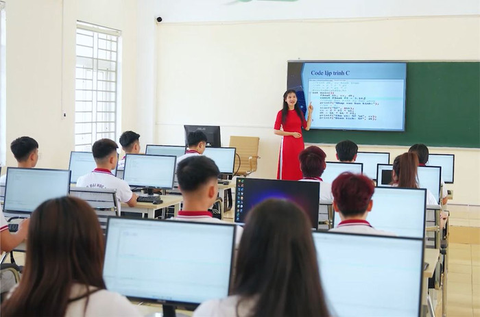 Nguồn ảnh minh họa: Trường Đại học Nghệ An chuong-trinh-dao-tao-202426-3-25-17-53-653.png