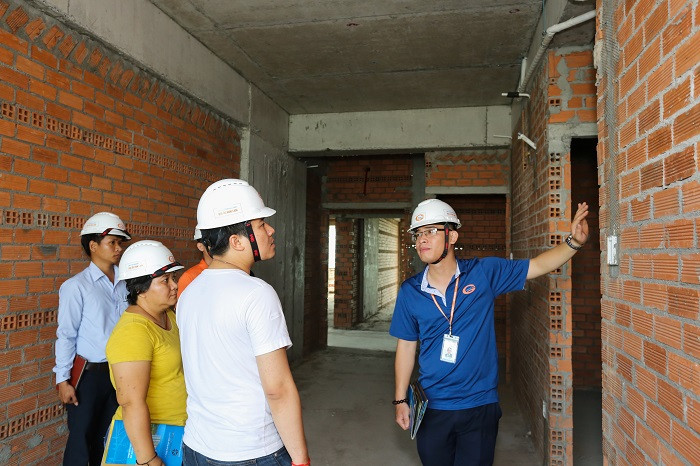 Khách hàng được trực tiếp giám sát chất lượng xây dựng và tiến độ thi công tại căn hộ thực tế trong công trình Him Lam Phú An. Khách hàng được trực tiếp giám sát chất lượng xây dựng và tiến độ thi công tại căn hộ thực tế trong công trình Him Lam Phú An.
