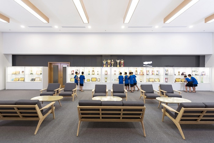 Phòng Truyền thống của Trung tâm Đào tạo Bóng đá Trẻ PVF tại Hưng Yên. Phòng Truyền thống của Trung tâm Đào tạo Bóng đá Trẻ PVF tại Hưng Yên.