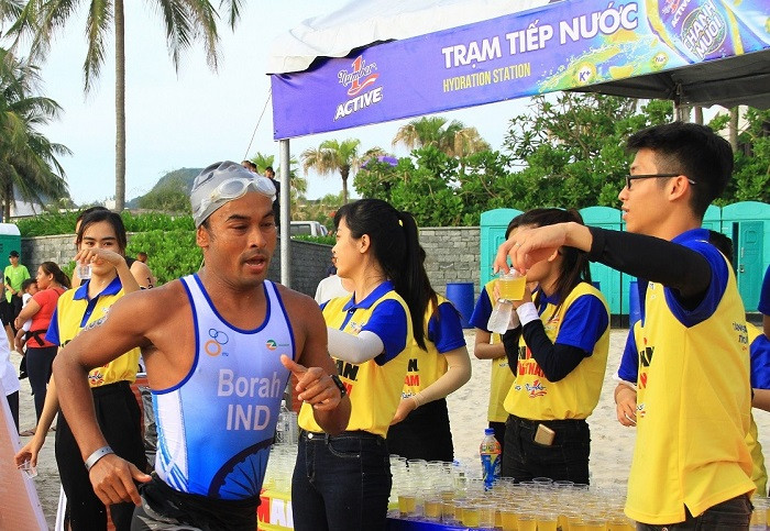 Nước uống vận động Number 1 Active chanh muối đồng hành cùng nhiều hoạt động và các giải thể thao lớn. Nước uống vận động Number 1 Active chanh muối đồng hành cùng nhiều hoạt động và các giải thể thao lớn.