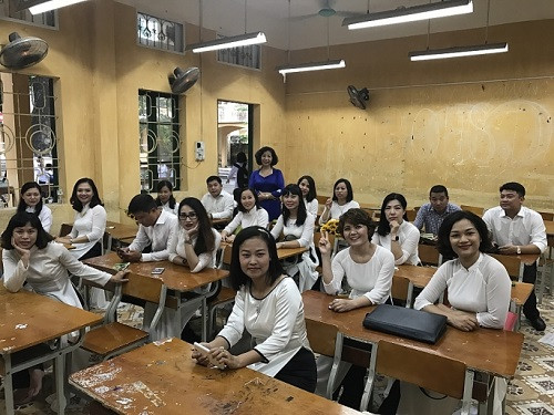 Lớp 12B6, nơi đong đầy những cảm xúc tuổi học trò. Lớp 12B6, nơi đong đầy những cảm xúc tuổi học trò.