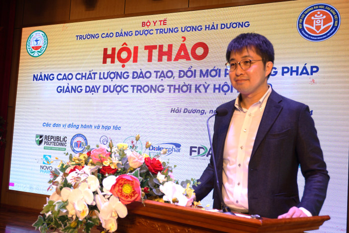 Ông Ishii Chikahisa - Bí thư thứ nhất Đại sứ quán Nhật Bản tại Việt Nam phát biểu trong hội thảo. (Ảnh: Ngọc Mai) GDVN 10.JPG