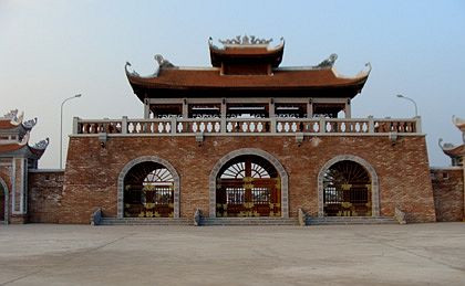 Lăng mộ các vị vua triều Trần tại huyện Hưng Hà, tỉnh Thái Bình. Lăng mộ các vị vua triều Trần tại huyện Hưng Hà, tỉnh Thái Bình.