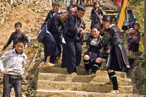 Tục cướp vợ của người H’Mông ở Hà Giang (Ảnh: Kiến thức).