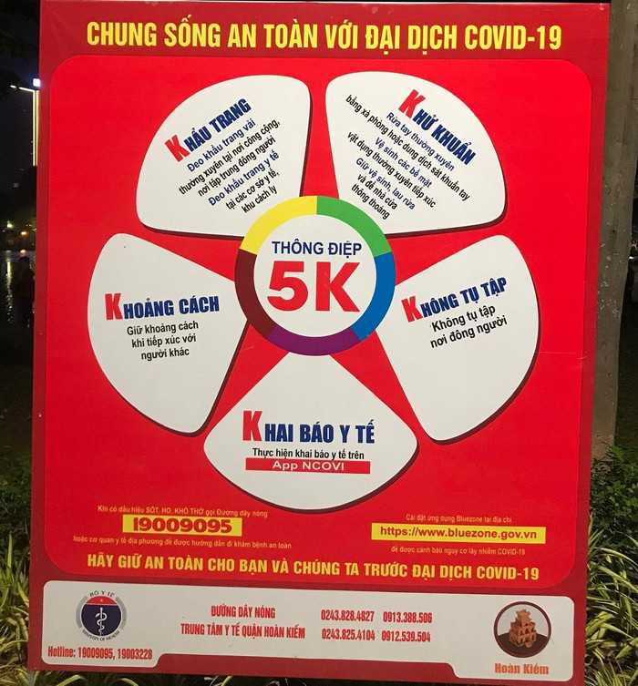 Thực hiện thông điệp 5K để bảo vệ bản thân, gia đình và cộng đồng. Ảnh: Cao Kim Anh.