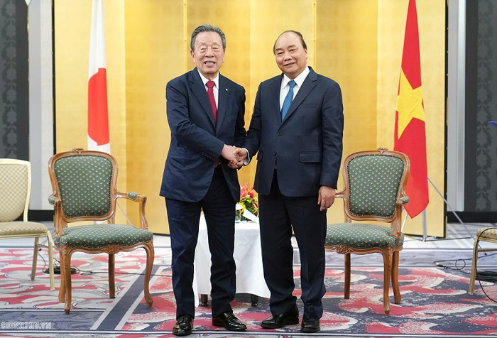 Thủ tướng Nguyễn Xuân Phúc và Chủ tịch kiêm Tổng Giám đốc Tập đoàn Maruhan Han Chang-woo - Ảnh: VGP/Quang Hiếu Thủ tướng Nguyễn Xuân Phúc và Chủ tịch kiêm Tổng Giám đốc Tập đoàn Maruhan Han Chang-woo - Ảnh: VGP/Quang Hiếu