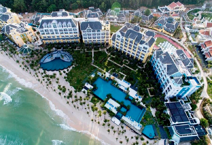 JW Marriott Phu Quoc Emerald Bay do Sun Group đầu tư là khu nghỉ dưỡng sang trọng bậc nhất tại Phú Quốc. JW Marriott Phu Quoc Emerald Bay do Sun Group đầu tư là khu nghỉ dưỡng sang trọng bậc nhất tại Phú Quốc.