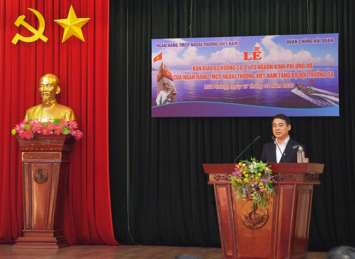 Ông Nghiêm Xuân Thành - Ủy viên Ban chấp hành Đảng bộ Khối Doanh nghiệp Trung ương, Bí thư Đảng ủy, Chủ tịch Hội đồng quản trị Vietcombank phát biểu. Ông Nghiêm Xuân Thành - Ủy viên Ban chấp hành Đảng bộ Khối Doanh nghiệp Trung ương, Bí thư Đảng ủy, Chủ tịch Hội đồng quản trị Vietcombank phát biểu.