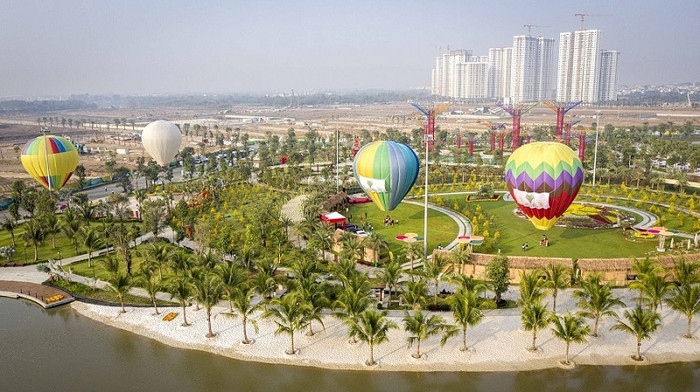 Lễ hội &quot;Bonsai trường thọ và Tuần lễ văn hóa Nhật Bản&quot; tại Vinhomes Smart City (Hà Nội).