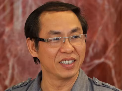 Đại biểu Hồ Trọng Ngũ cho rằng thay vì cấm kinh doanh vũ khí quân dụng, trang thiết bị, kỹ thuật, phương tiện chuyên dùng quân sự... nên chuyển quy định kinh doanh có điều kiện. Ảnh TTO.