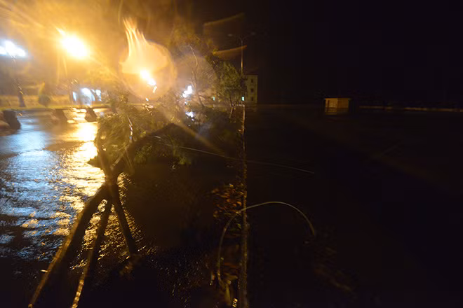 Đường phố Đồ Sơn đêm 16/9. Ảnh VNN.