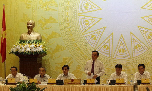Bộ trưởng Chủ nhiệm Văn phòng Chính phủ Nguyễn Văn Nên: Việc gỡ bỏ lệnh cấm góp phần thuận lợi hơn cho Việt Nam trong thực hiện kế hoạch quốc phòng, an ninh của Việt Nam. Ảnh: Ngọc Quang. Bộ trưởng Chủ nhiệm Văn phòng Chính phủ Nguyễn Văn Nên: Việc gỡ bỏ lệnh cấm góp phần thuận lợi hơn cho Việt Nam trong thực hiện kế hoạch quốc phòng, an ninh của Việt Nam. Ảnh: Ngọc Quang.