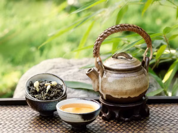 Những loại đồ uống lành mạnh có thể thay thế cà phê (Ảnh: theo Boldsky).