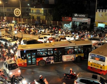 Việc cải tạo nút giao thông Ô Chợ Dừa sẽ góp phần cải thiện tình trạng ùn tắc kéo dài giờ cao điểm.