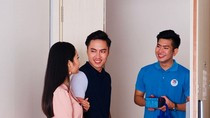 Khách hàng của MobiFone có thể chuyển mạng giữ số tại nhà. Khách hàng của MobiFone có thể chuyển mạng giữ số tại nhà.
