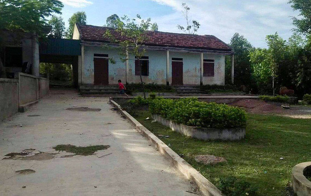 Điểm trường lẻ ở thôn Hòa Lạc. Điểm trường lẻ ở thôn Hòa Lạc.