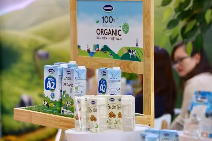 Khu trưng bày của Vinamilk thu hút được nhiều khách đến tham quan và tìm hiểu về công ty.