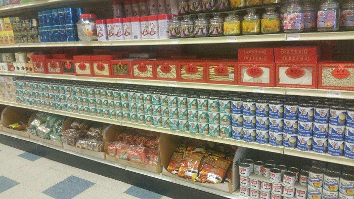 Sản phẩm sữa đặc có đường nhãn hiệu Driftwood của Vinamilk được bày bán tại các siêu thị ở Mỹ. Sản phẩm sữa đặc có đường nhãn hiệu Driftwood của Vinamilk được bày bán tại các siêu thị ở Mỹ.