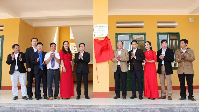 Nghi thức mở biển tên công trình. Nghi thức mở biển tên công trình.