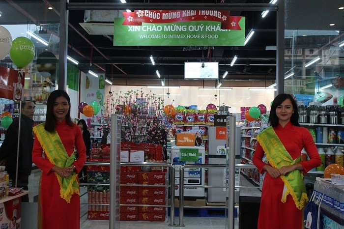 Sự am hiểu sâu sắc văn hóa, nhu cầu và thói quen của khách hàng là lợi thế lớn nhất của những nhà bán lẻ trong nước.