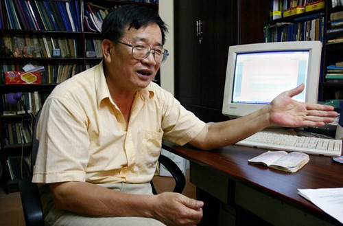 GS.TSKH Nguyễn Xuân Hãn cho rằng, kết quả yếu kém của kỳ thi vừa qua có lỗi rất lớn của những người đứng đầu ngành giáo dục. ảnh: Giáo dục Việt Nam. GS.TSKH Nguyễn Xuân Hãn cho rằng, kết quả yếu kém của kỳ thi vừa qua có lỗi rất lớn của những người đứng đầu ngành giáo dục. ảnh: Giáo dục Việt Nam.