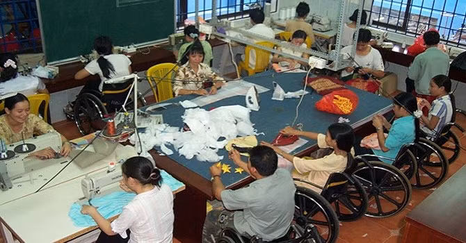 Khuyến khích thành lập các doanh nghiệp xã hội. ảnh minh họa: Tạp chí doanh nghiệp Việt Nam.