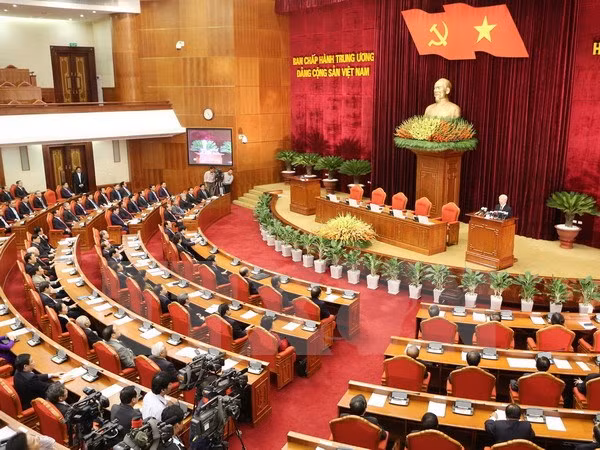 Hội nghị Ban chấp hành Trung ương lần thứ 12 khóa XI đã biểu quyết lần thứ nhất sanh sách nhân sự mới ban chấp hành khóa XII. ảnh: Trí Dũng/TTXVN.