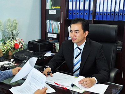 Luật sư Trương Anh Tú - Văn phòng luật sư Trương Anh Tú (ảnh: Văn phòng luật sư Trương Anh Tú). Luật sư Trương Anh Tú - Văn phòng luật sư Trương Anh Tú (ảnh: Văn phòng luật sư Trương Anh Tú).