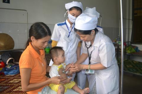 Mỗi bác sĩ đều phải hy sinh rất nhiều, đôi khi họ còn bị nhiễm bệnh từ các bệnh nhân.