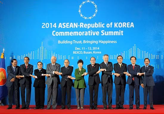 Hợp tác giữa ASEAN - Hàn Quốc ngày càng phát triển. Ảnh: VGP. Hợp tác giữa ASEAN - Hàn Quốc ngày càng phát triển. Ảnh: VGP.