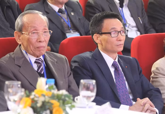 Phó Thủ tướng Vũ Đức Đam tới dự và phát biểu chỉ đạo đại hội. Ảnh: Quốc Toản.