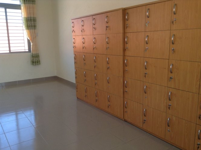 Nơi cháu B bị tủ đè dẫn tới tử vong. Ảnh: TTO. Nơi cháu B bị tủ đè dẫn tới tử vong. Ảnh: TTO.