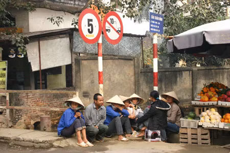 Nhiều người lao động tự do hay còn gọi là lao động thời vụ thường phải đối mặt với nguy hiểm.