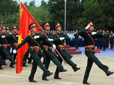 Quân đội Việt Nam luôn sẵn sàng trong mọi tình huống. Quân đội Việt Nam luôn sẵn sàng trong mọi tình huống.