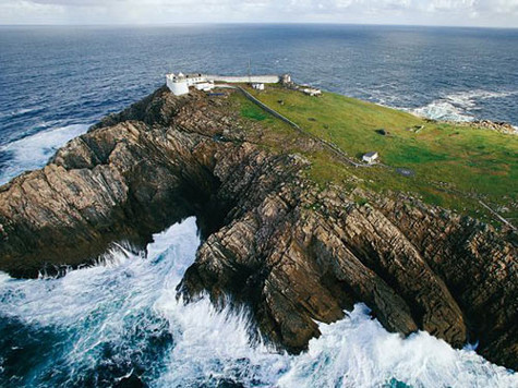 Ngọn hải đăng ở mũi Đại bàng.