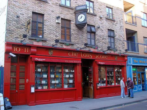 The Stone Long – Townsend St Đến đây, thực khách sẽ được phục vụ thức ăn ngon mang đậm chất Ireland và thậm chí có cả những đồ ăn chay. The Stone Long – Townsend St Đến đây, thực khách sẽ được phục vụ thức ăn ngon mang đậm chất Ireland và thậm chí có cả những đồ ăn chay.