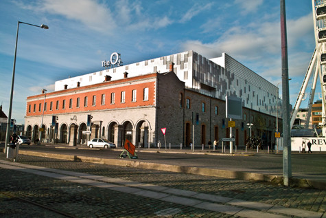 Trung tâm giải trí The Pint ở rìa bến cảng đã được tái phát triển và đổi tên thành O2. The Pint được mở cửa vào tháng 12/2008 và là phòng hòa nhạc trong nhà lớn nhất ở Ireland với 9.500 chỗ ngồi.