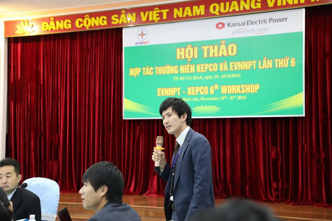 đại biểu Công ty Điện lực Kansai thảo luận tại hội thảo. đại biểu Công ty Điện lực Kansai thảo luận tại hội thảo.