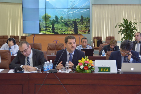 Ông Didier Wiot phát biểu tại hội nghị.