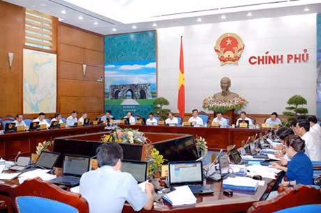 Thủ tướng chỉ đạo rà soát giảm các thủ tục hành chính, đảm bảo thuận lợi cho người dân và doanh nghiệp.