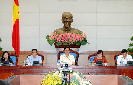 Thủ tướng yêu cầu Bộ Y tế và các Bộ, ngành, địa phương khẩn trương, bằng mọi biện pháp cần thiết nhằm đạt yêu cầu cao nhất là ngăn chặn bệnh dịch lây lan vào Việt Nam. Thủ tướng yêu cầu Bộ Y tế và các Bộ, ngành, địa phương khẩn trương, bằng mọi biện pháp cần thiết nhằm đạt yêu cầu cao nhất là ngăn chặn bệnh dịch lây lan vào Việt Nam.