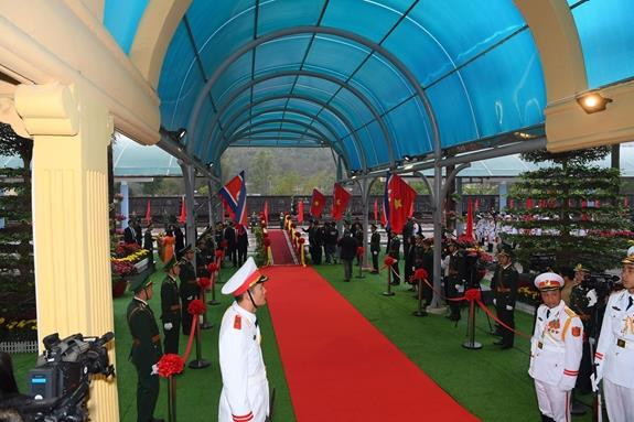 Bên trong nhà ga Đồng Đăng. Bên trong nhà ga Đồng Đăng.