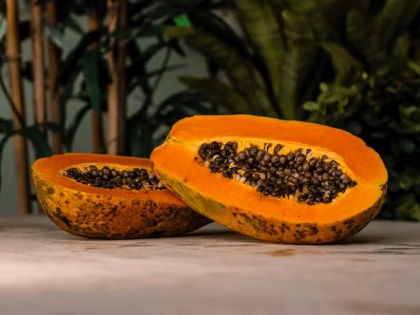 Hạt đu đủ tốt cho sức khỏe (Ảnh: theo boldsky).