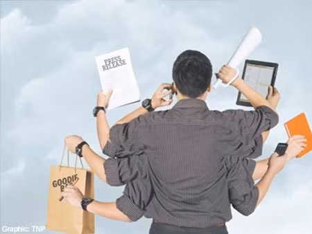 Lương trung bình: 57.610 USD Lương trung bình: 57.610 USD