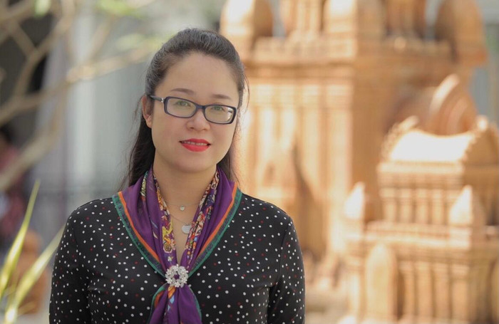 Đại biểu Quốc hội Dương Thị Minh Ánh: Khi xã hội coi trọng người tài thì những tiêu cực sẽ dần bị loại bỏ. Ảnh: NVCC. Đại biểu Quốc hội Dương Thị Minh Ánh: Khi xã hội coi trọng người tài thì những tiêu cực sẽ dần bị loại bỏ. Ảnh: NVCC.