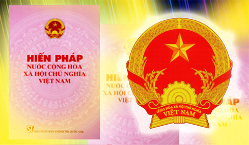 Hiến pháp 2013 là thành công nổi bật của Quốc hội khóa XIII. Hiến pháp 2013 là thành công nổi bật của Quốc hội khóa XIII.