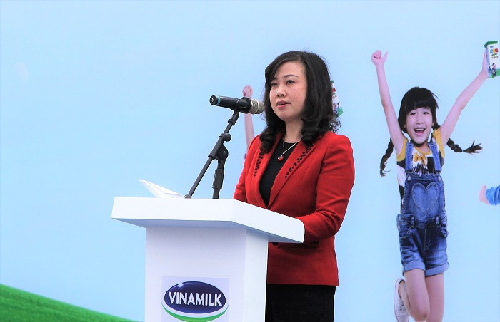 Bà Đào Hồng Lan - Ủy viên dự khuyết Ban chấp hành trung ương Đảng, Thứ trưởng Bộ Lao động thương binh và Xã hội phát biểu khai mạc chương trình. Bà Đào Hồng Lan - Ủy viên dự khuyết Ban chấp hành trung ương Đảng, Thứ trưởng Bộ Lao động thương binh và Xã hội phát biểu khai mạc chương trình.