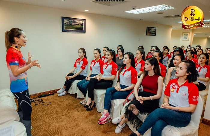 Thanh Vũ – đại sứ thương hiệu của nhãn hàng Nước tăng lực Number 1 chia sẻ bí quyết duy trì sự bền bỉ và bổ sung nước cho cơ thể. Thanh Vũ – đại sứ thương hiệu của nhãn hàng Nước tăng lực Number 1 chia sẻ bí quyết duy trì sự bền bỉ và bổ sung nước cho cơ thể.